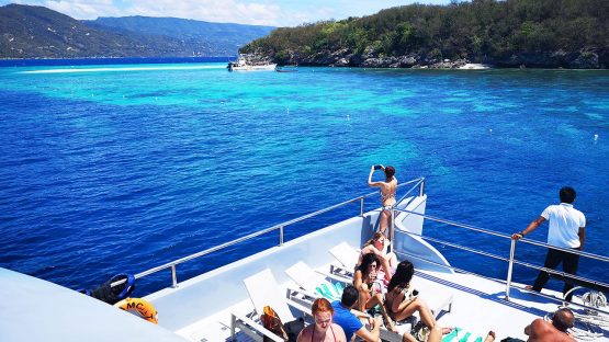 Sumilon Boat Tour Philippines Dreamcat